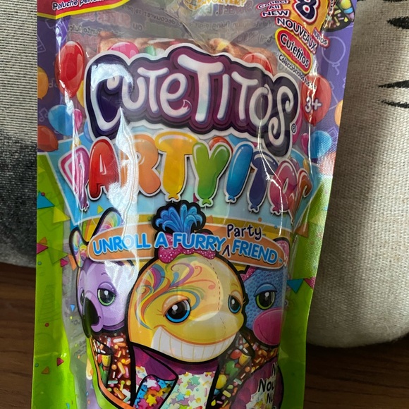 Lot of cutetitos and LOL Dolls - Picture 5 of 6